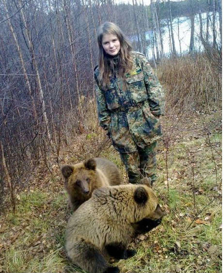 北京高速堵10小时 我表示很高兴 来看今天的搞