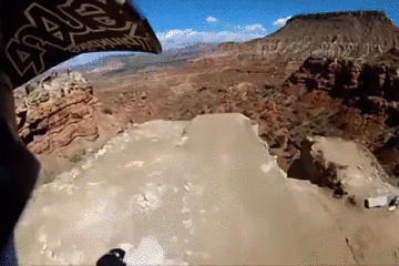 首页 游戏资讯  八卦娱乐 → 搞笑gif动图(1月5日)大胸和平胸各有所长