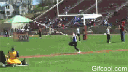 搞笑gif动图(4月23日) 妹子梦中不忘锻炼舌头 驴车也能漂移