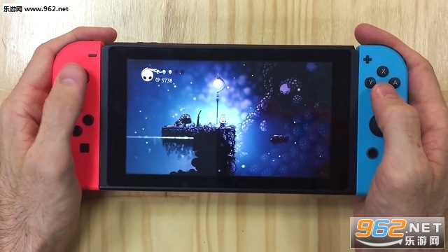 《空洞骑士》演示视频公布 2018年内登陆switch