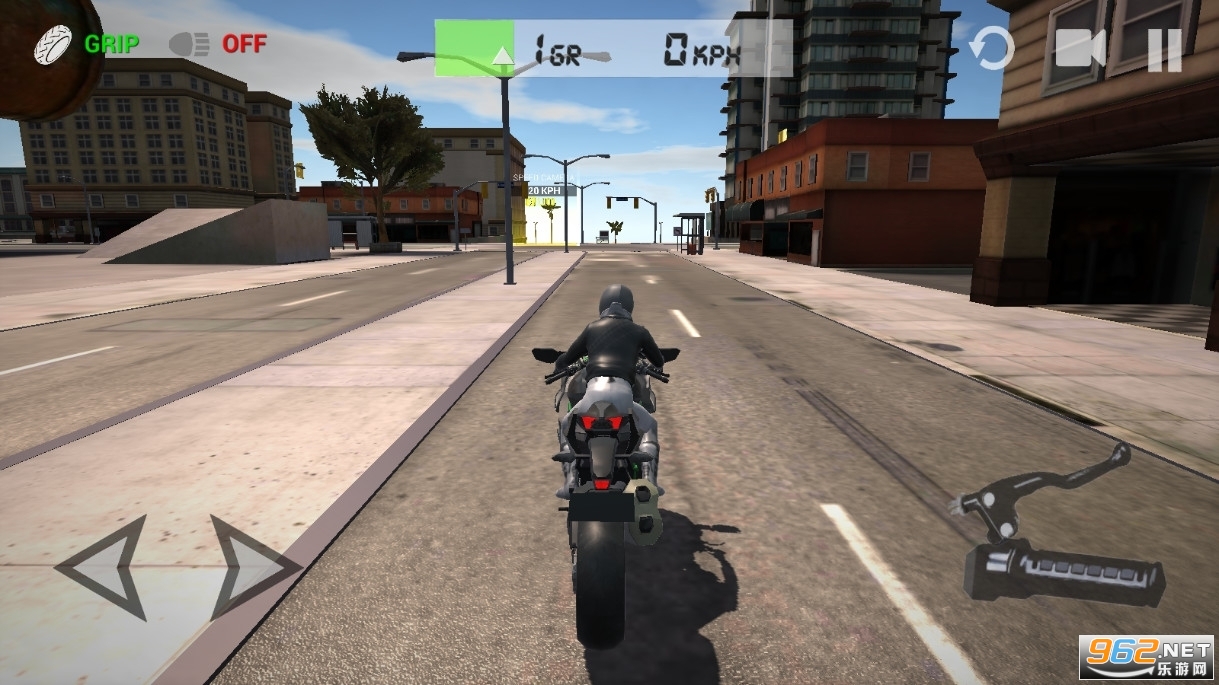 Ultimate Motorcycle Simulator(ռĦгģ޽Ҵh2)v2.6°ͼ1