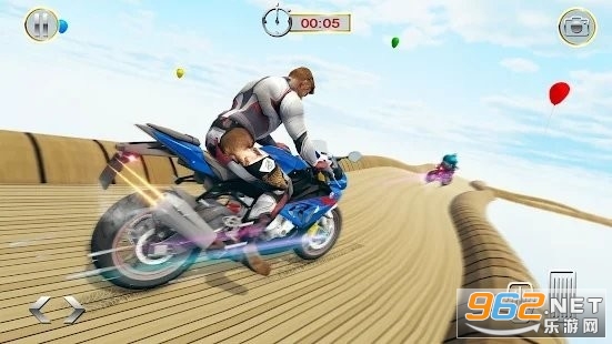 ĦµؼϷSuperhero Bike Stunt 2021 Mega Ramp Gamesv1.0 ׿ͼ2