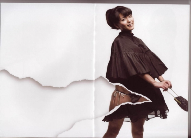 撕美女衣服热潮再度掀起 日本杂志海量卖肉图